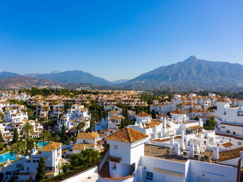 Marbella Hills 아파트 외부 사진