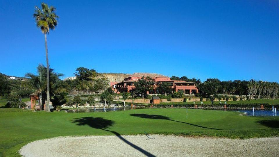 Marbella Hills 아파트 외부 사진
